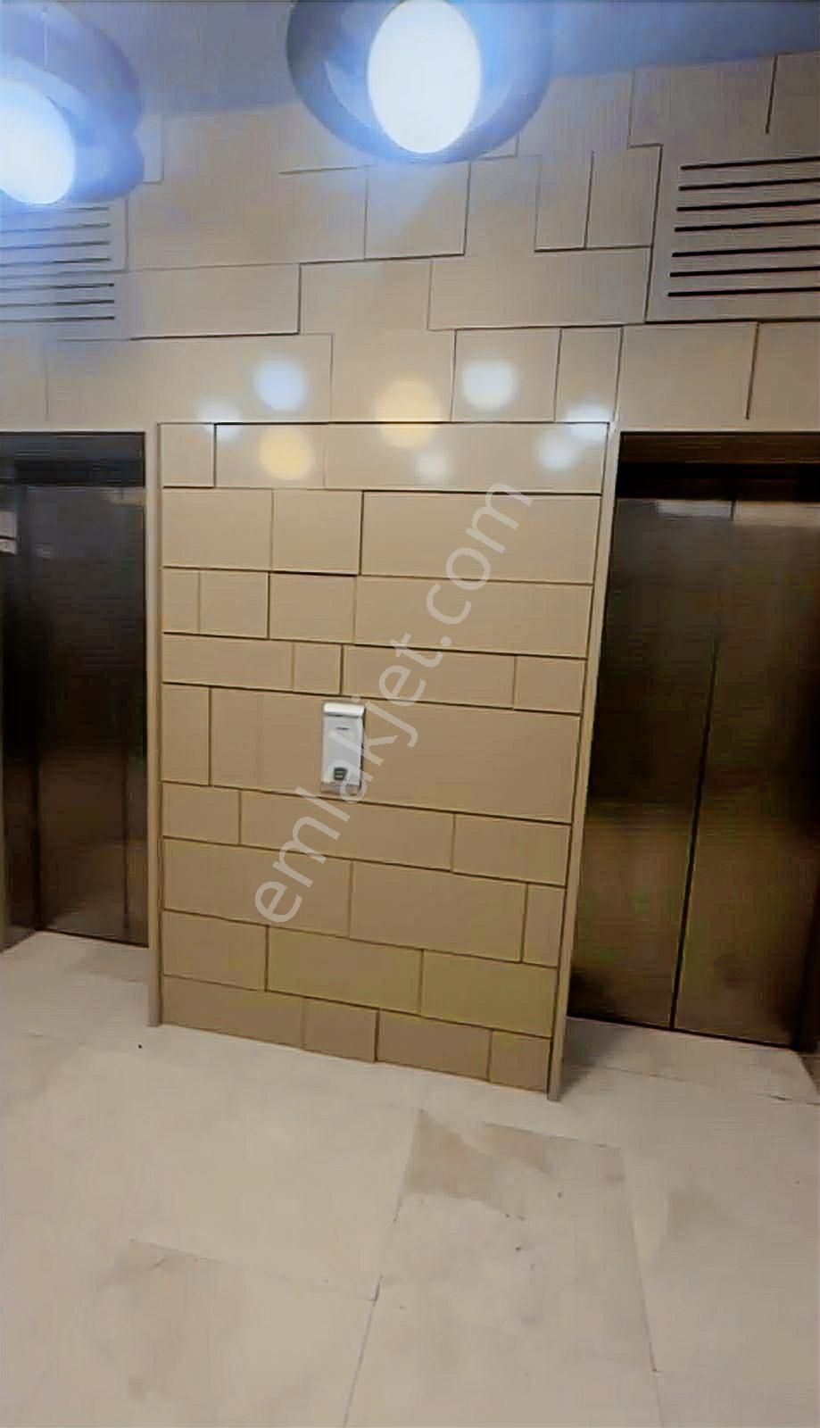 E-5 Yakınında Prejtijli 900 M2 Kiralık İşyeri - Görsel 29
