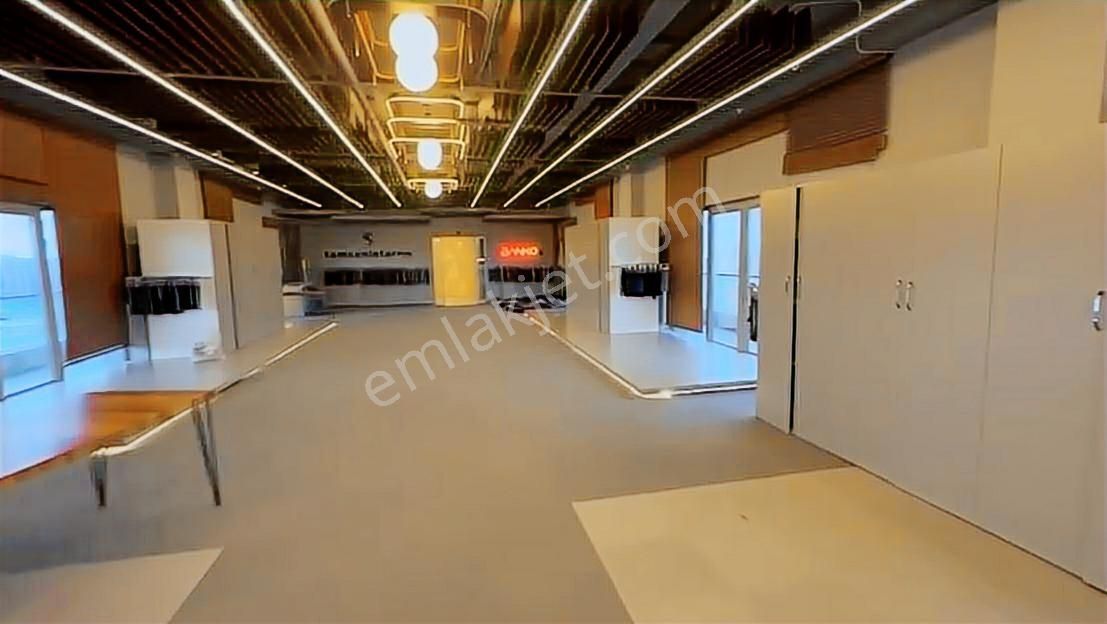 E-5 Yakınında Prejtijli 900 M2 Kiralık İşyeri - Görsel 23
