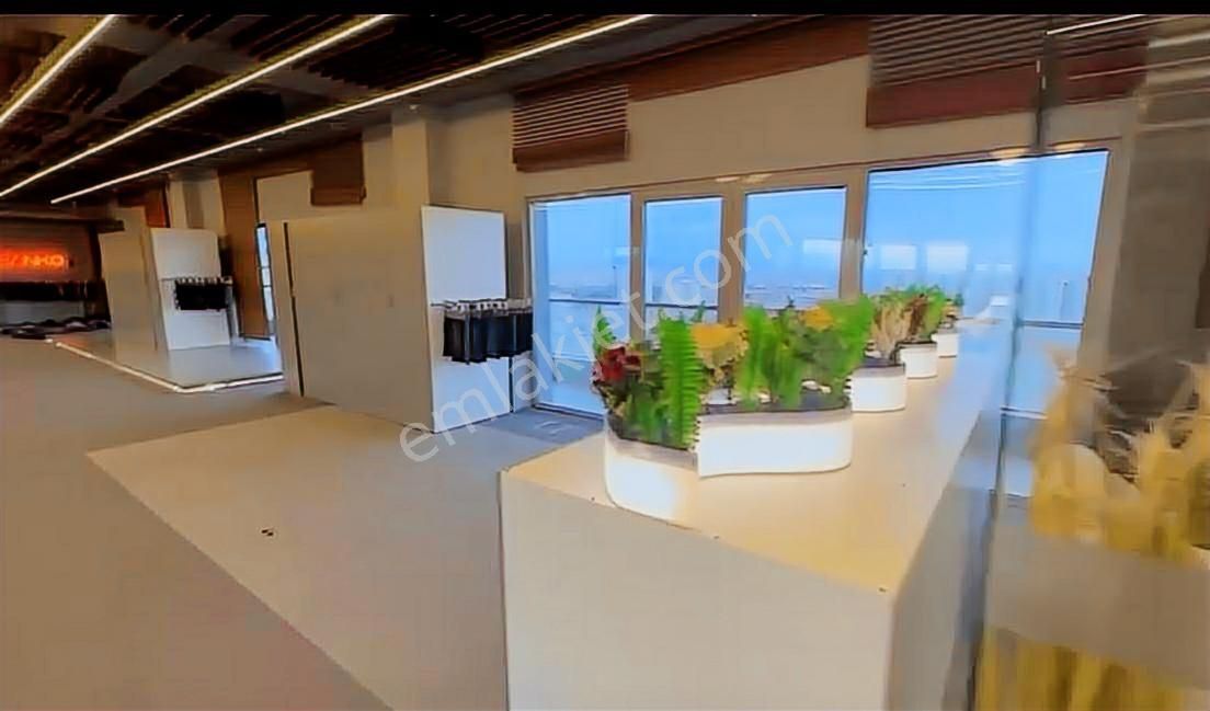 E-5 Yakınında Prejtijli 900 M2 Kiralık İşyeri - Görsel 10