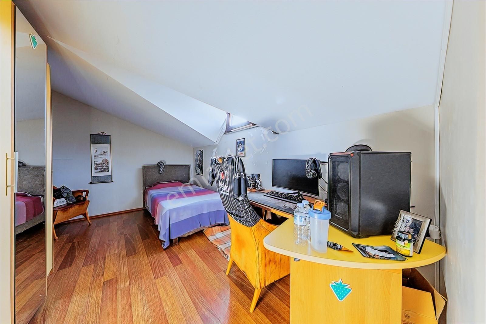 Acıbadem Cadde'sinde 130 M2 3+1 Satılık Dubleks Daire - Görsel 2