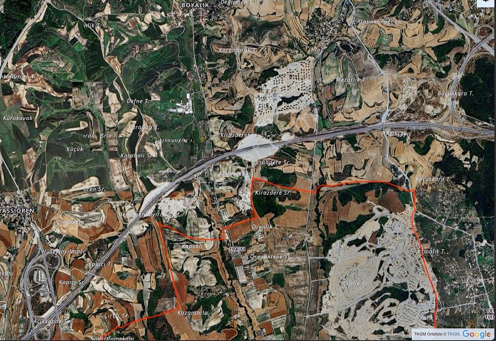 Arnavutköy Dursunköy Mah .2.052m2 Resmi Yola Cepheli Tarla - Görsel 13