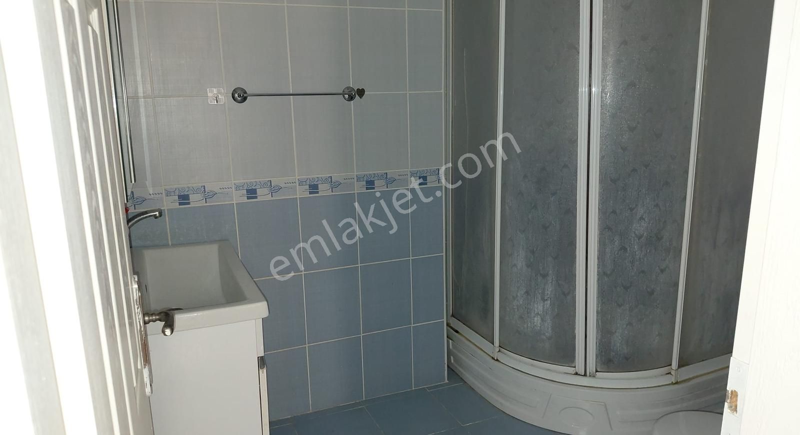 Karadeniz Mahllesinde Arakat 2+1 Satılık Daire - Görsel 10