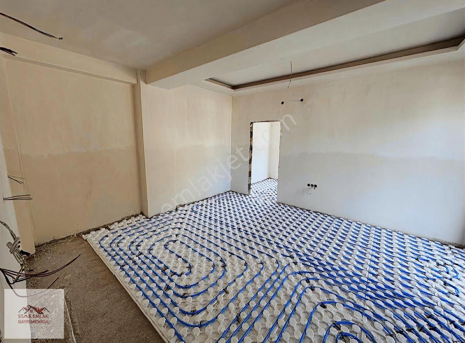 Barboros'da Ana Cadde Üzerinde Satılık Yerden Isıtmalı 1+1 Daire - Görsel 13