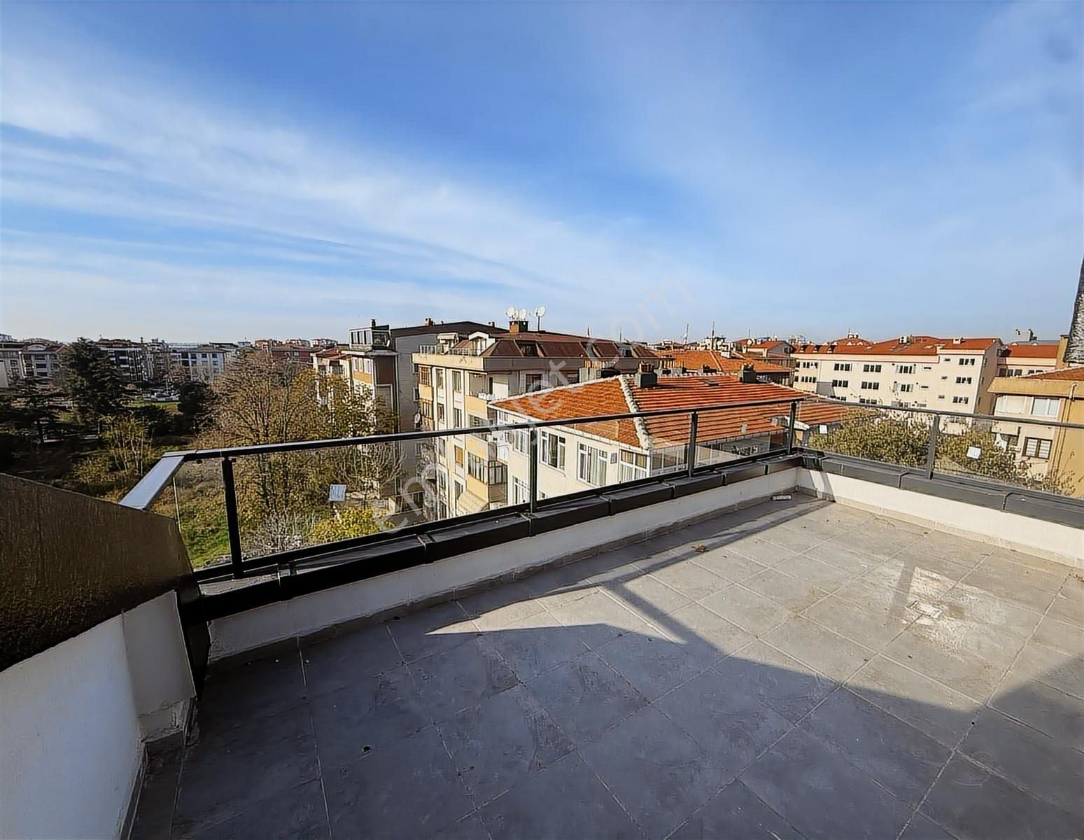 Bakırköy İncirli Cadde Üzerinde Dubleks 4+1 Satılık Daire