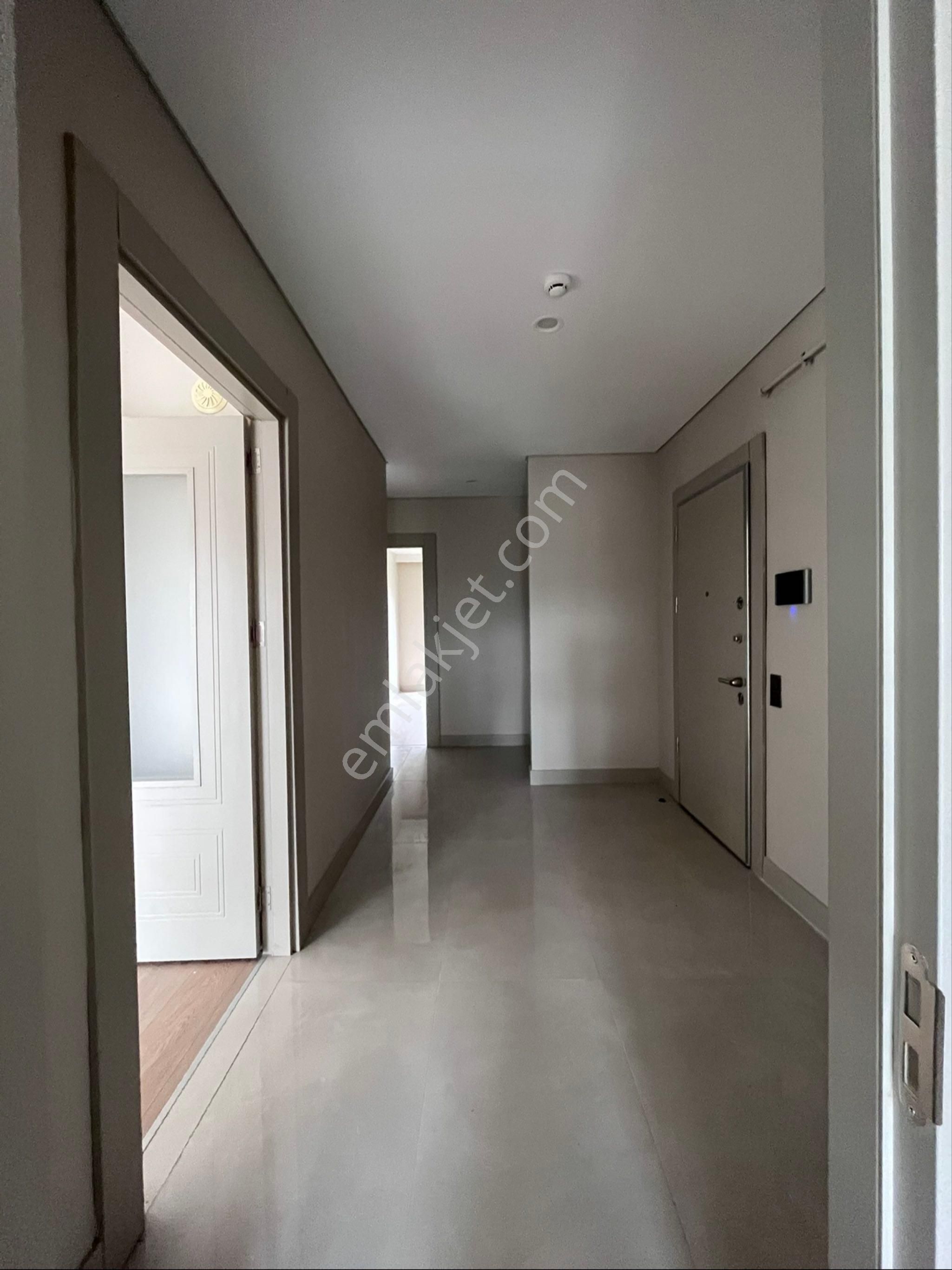 Emlak Konutları 3 Cephe Bahçe Kullanımı 2+1 Daire - Görsel 9