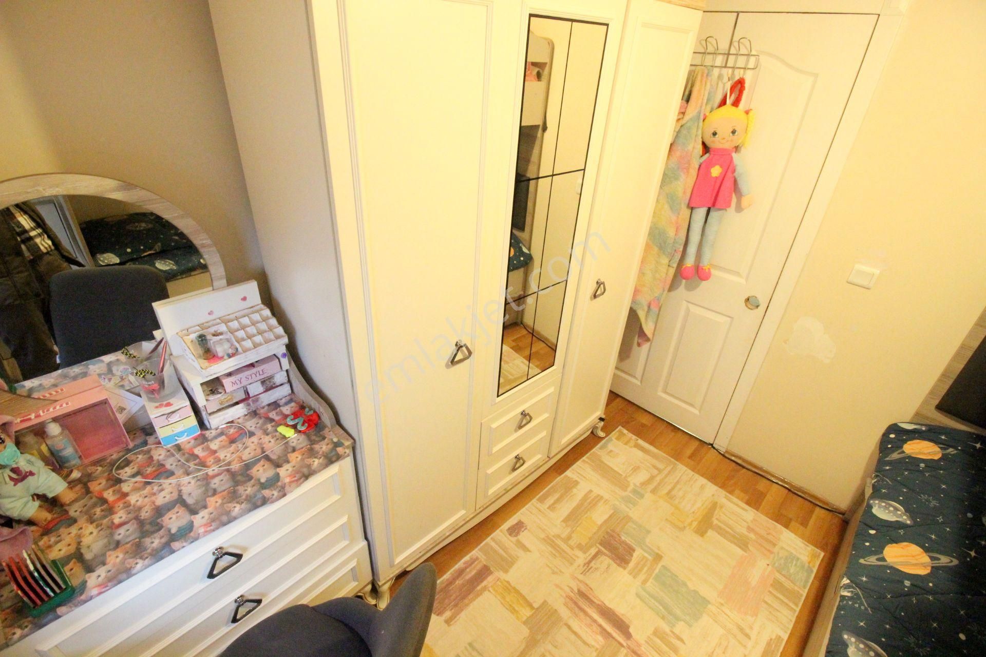 Hemdem Gayrimenkul'den Piyade'de Ana Caddeye Yakın Ön Cephe Arakatta 3+1 Satılık Daire - Görsel 18