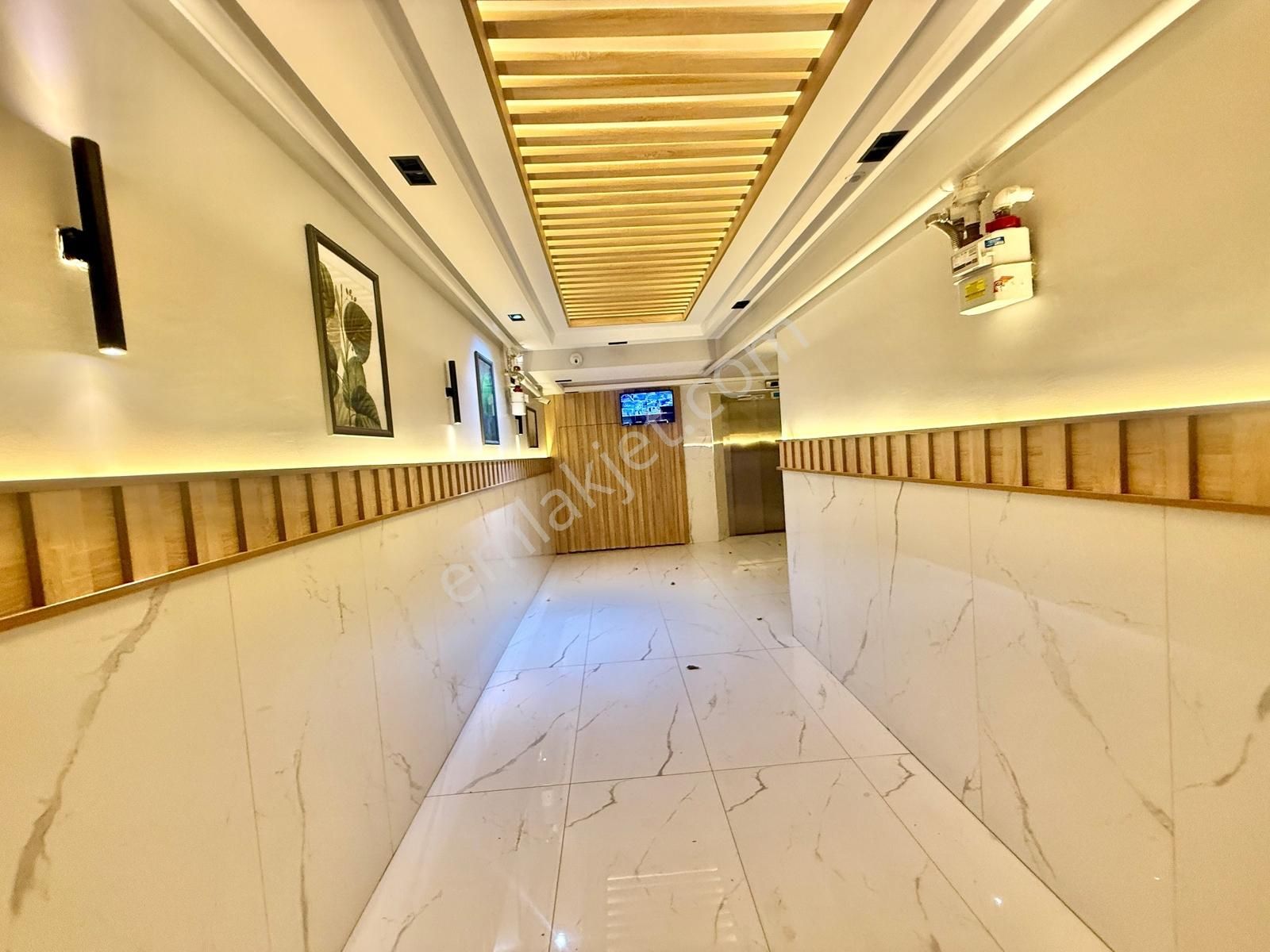 Çiftçioğullarından▃merkezi Lokasyonda E.banyolu 3+1 Site Dairesi - Görsel 9