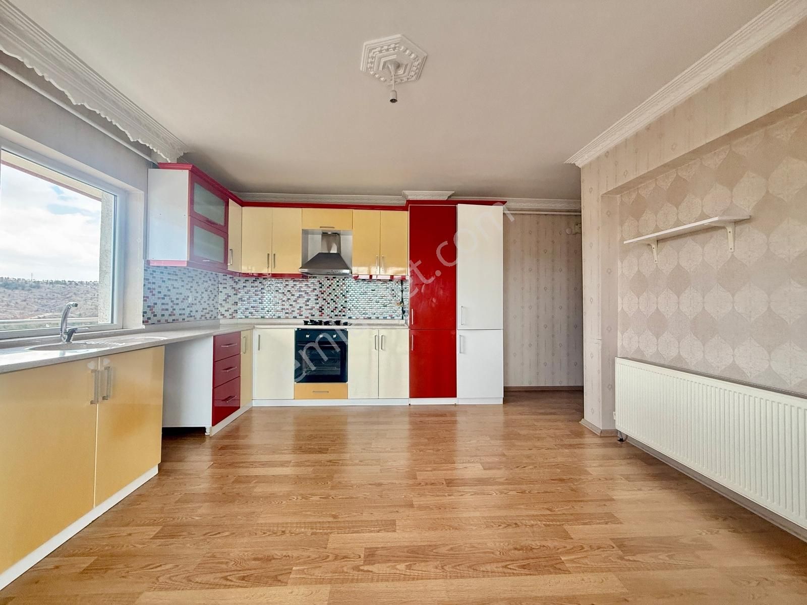 Çiftçioğullarından▃merkezi Lokasyonda E.banyolu 3+1 Site Dairesi - Görsel 10