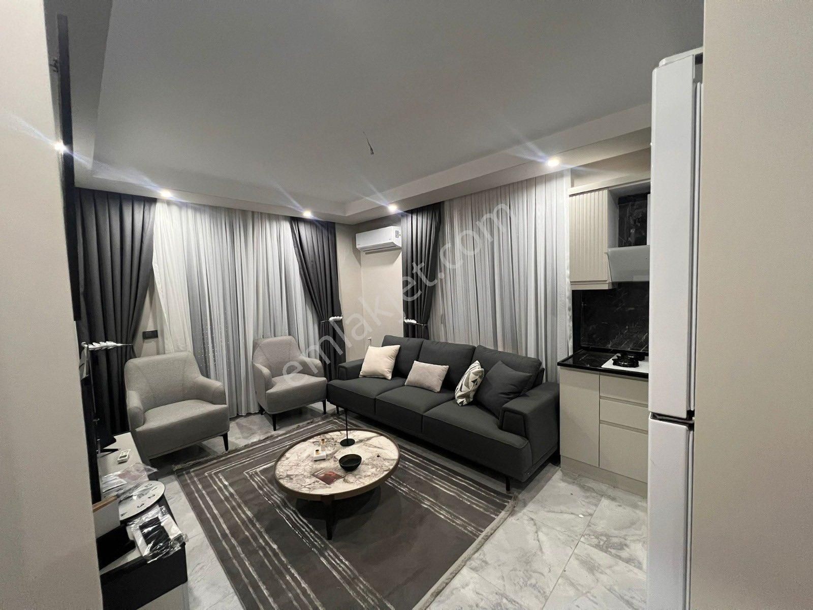 Sıfır Eşyalı Havuzlu Sitede Luks Daire - Görsel 17