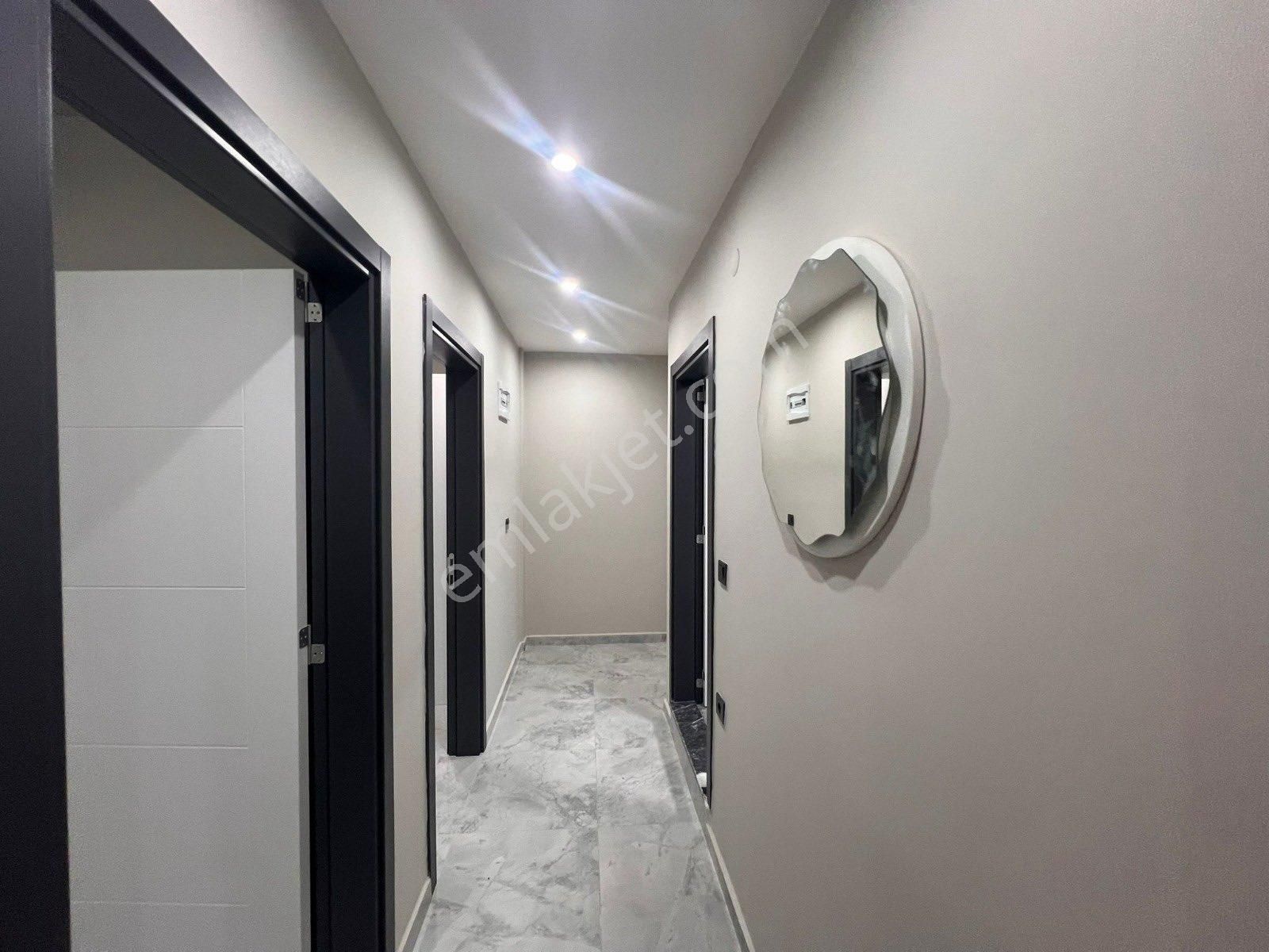 Sıfır Eşyalı Havuzlu Sitede Luks Daire - Görsel 13