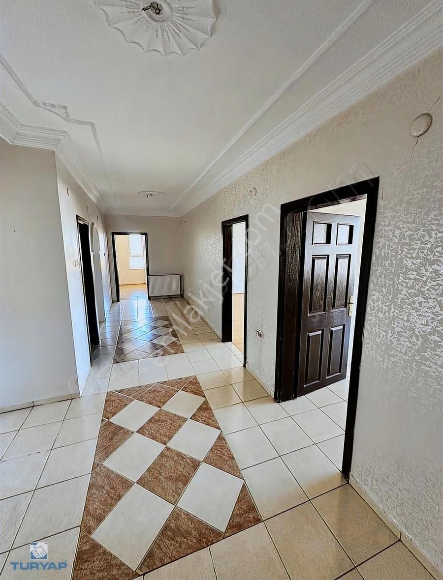 Kayseri Sahabiye Mah Ahievran Caddesi Üzerinde Satılık 3+1 Daire - Görsel 3