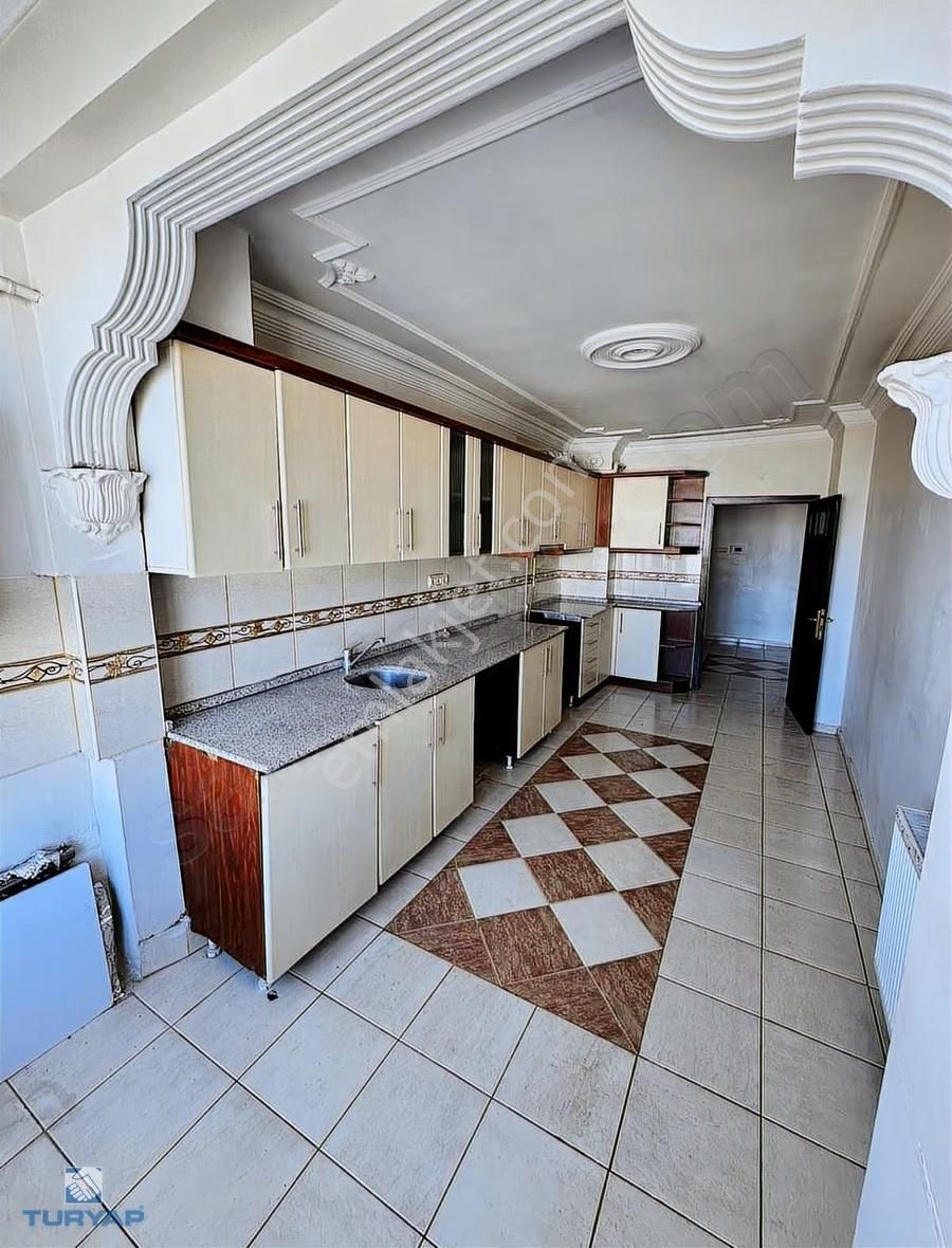 Kayseri Sahabiye Mah Ahievran Caddesi Üzerinde Satılık 3+1 Daire