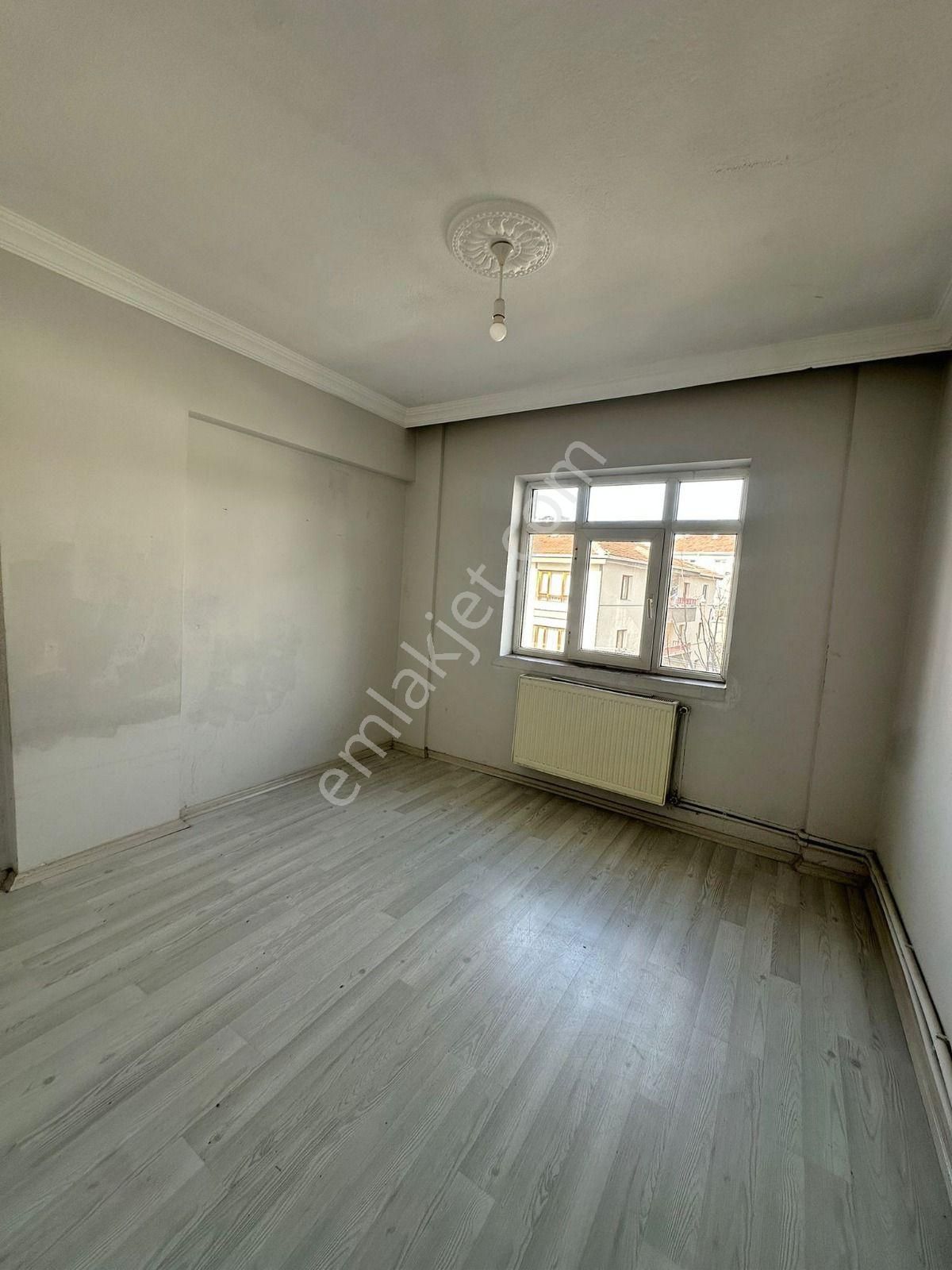 Akşemsettin Mahallesinde 3+1 Satılık Daire - Görsel 12