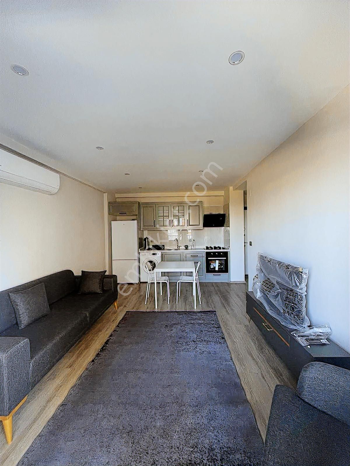 Stadyum Bulvarı Yanı Sıfır Ve Lüx Esyalı Balkonlu Geniş 1+1 - Görsel 7