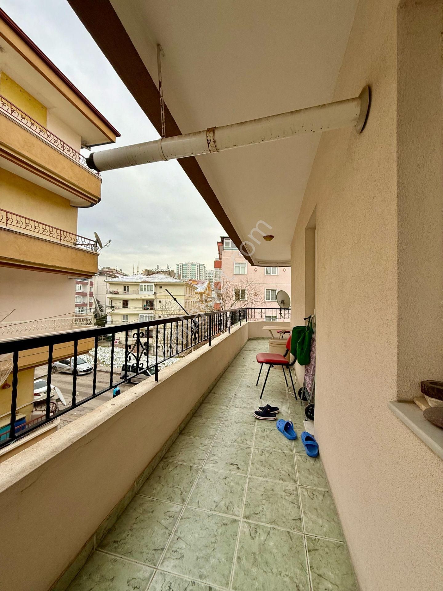 Kalecik Emlak'tan Merkezde 3+1 Orta Kat Ön Cepheli Daire - Görsel 21