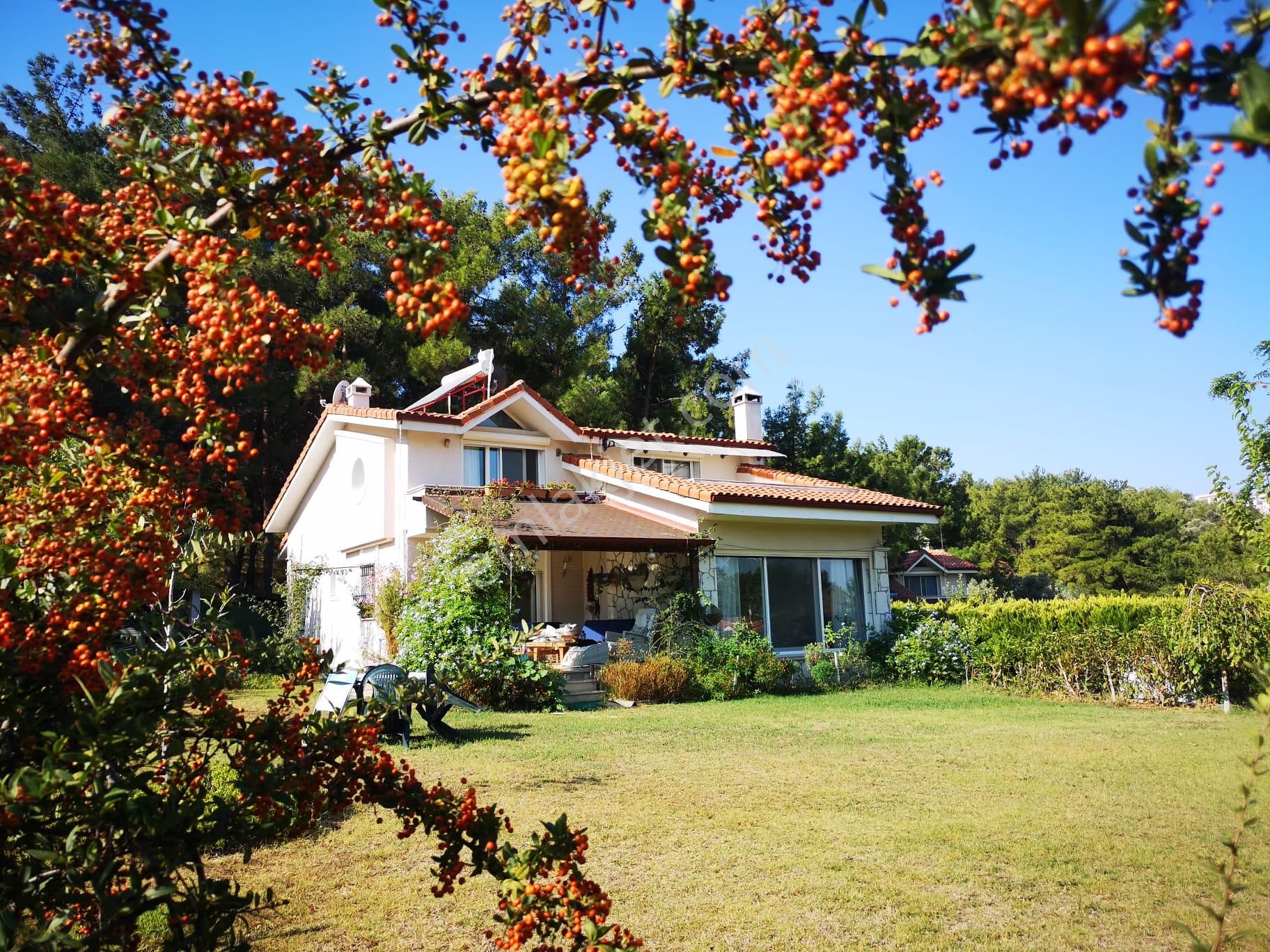 Urla Doğa Park Villaları Satılık 4+1 Özel Tasarım Eşyalı Dubleks Villa - Görsel 33