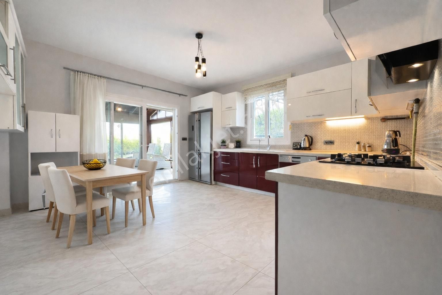 Urla Doğa Park Villaları Satılık 4+1 Özel Tasarım Eşyalı Dubleks Villa - Görsel 22