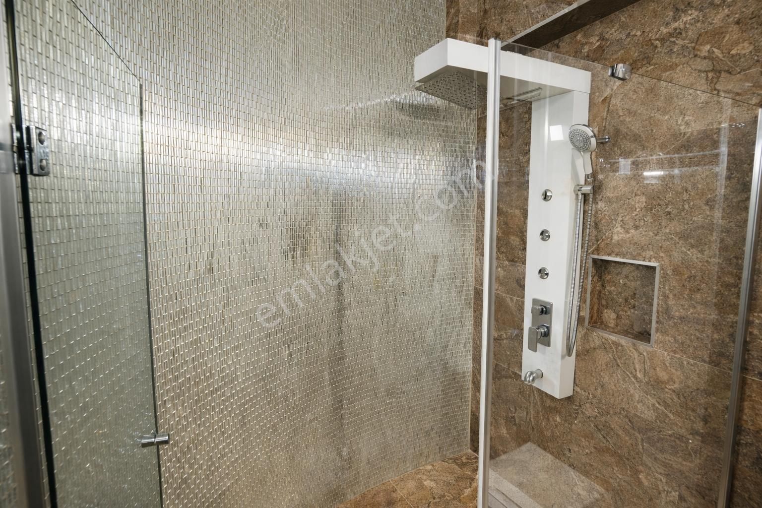 Urla Doğa Park Villaları Satılık 4+1 Özel Tasarım Eşyalı Dubleks Villa - Görsel 31