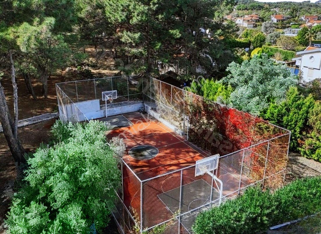 Urla Doğa Park Villaları Satılık 4+1 Özel Tasarım Eşyalı Dubleks Villa - Görsel 34