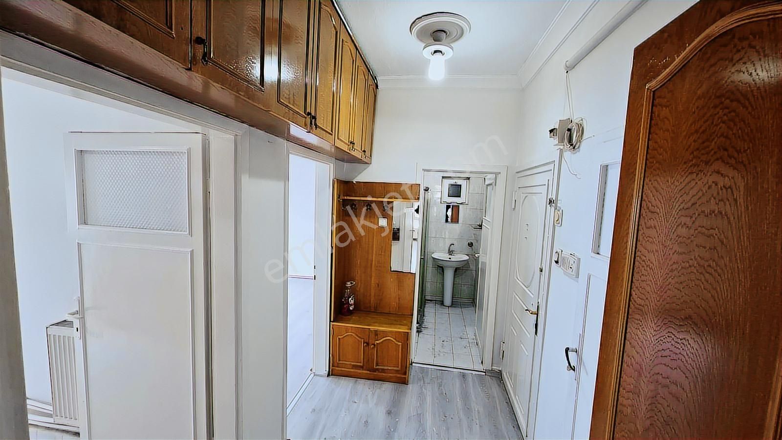 Abidin Paşada 2. Katta 3+1 Full Yapılı Kiralık Daire - Görsel 3