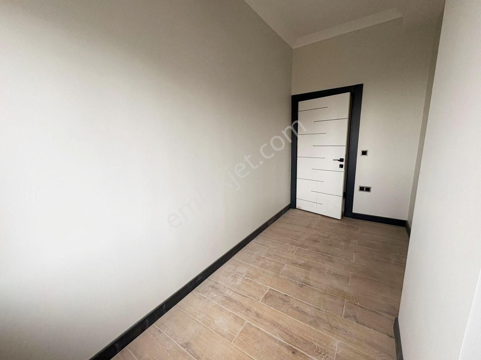 Mertcan'dan Ara Kat Balkonlu 2+1 Sıfır Daire - Görsel 10