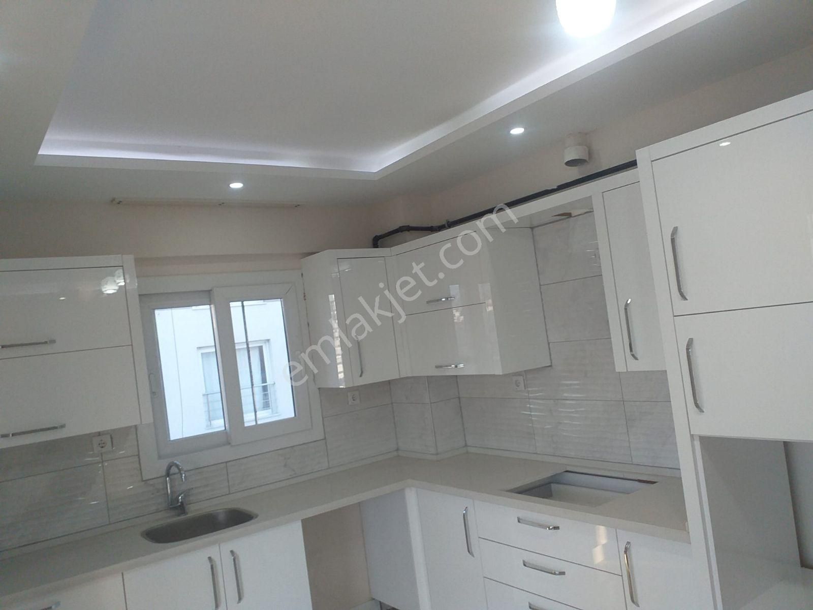 Zafer Mahallesi'nde Havuzlu Sitede 3+1 Kiralık Daire - Görsel 6