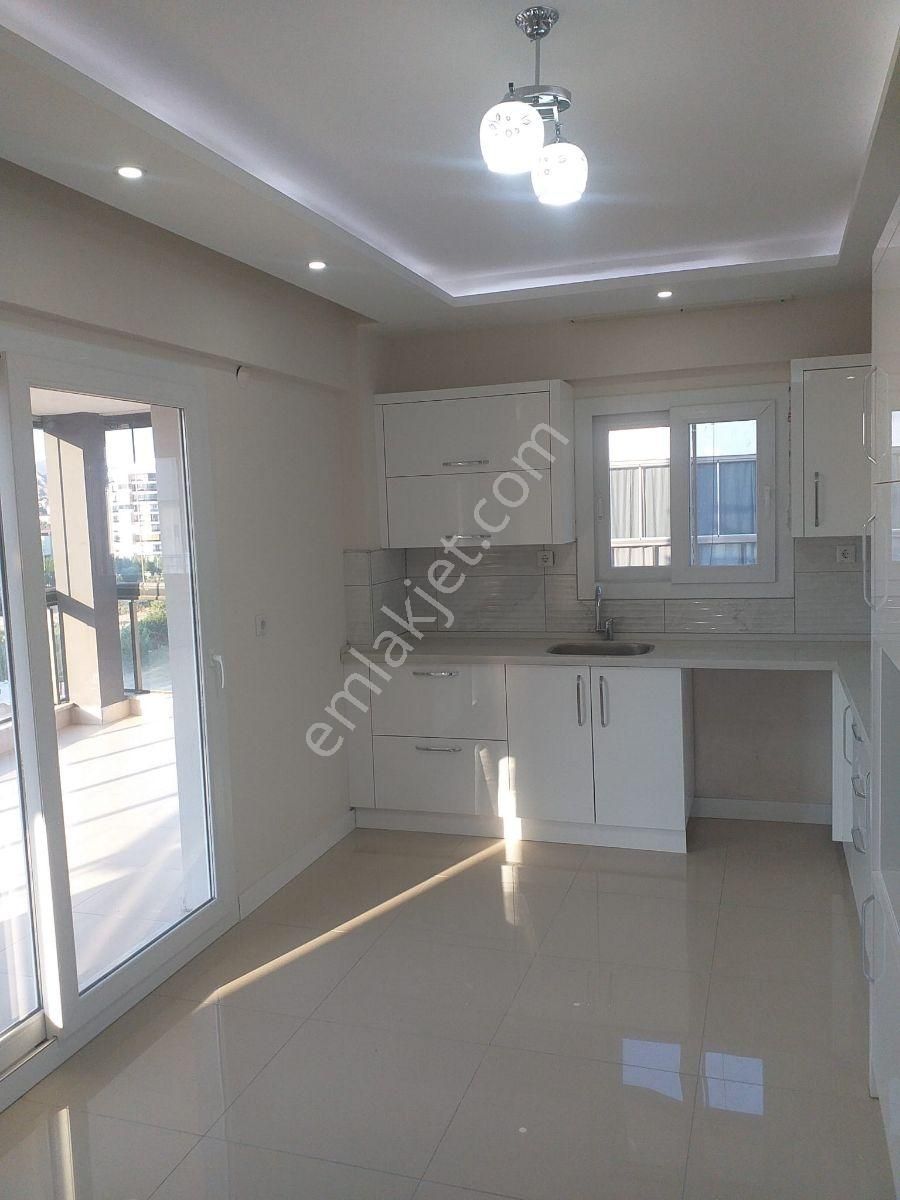 Zafer Mahallesi'nde Havuzlu Sitede 3+1 Kiralık Daire - Görsel 20