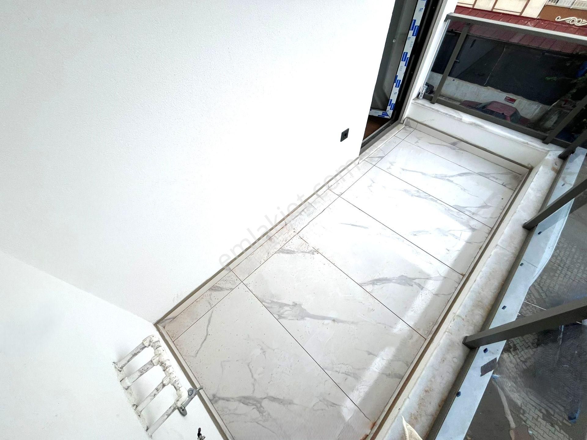 📍aygül'den Bir Kaçmaz Fırsat Daha Kadıköy'de📍 Sıfır Ön Cephe Ara Kat Asansörlü 1+1satılık Daireler - Görsel 33