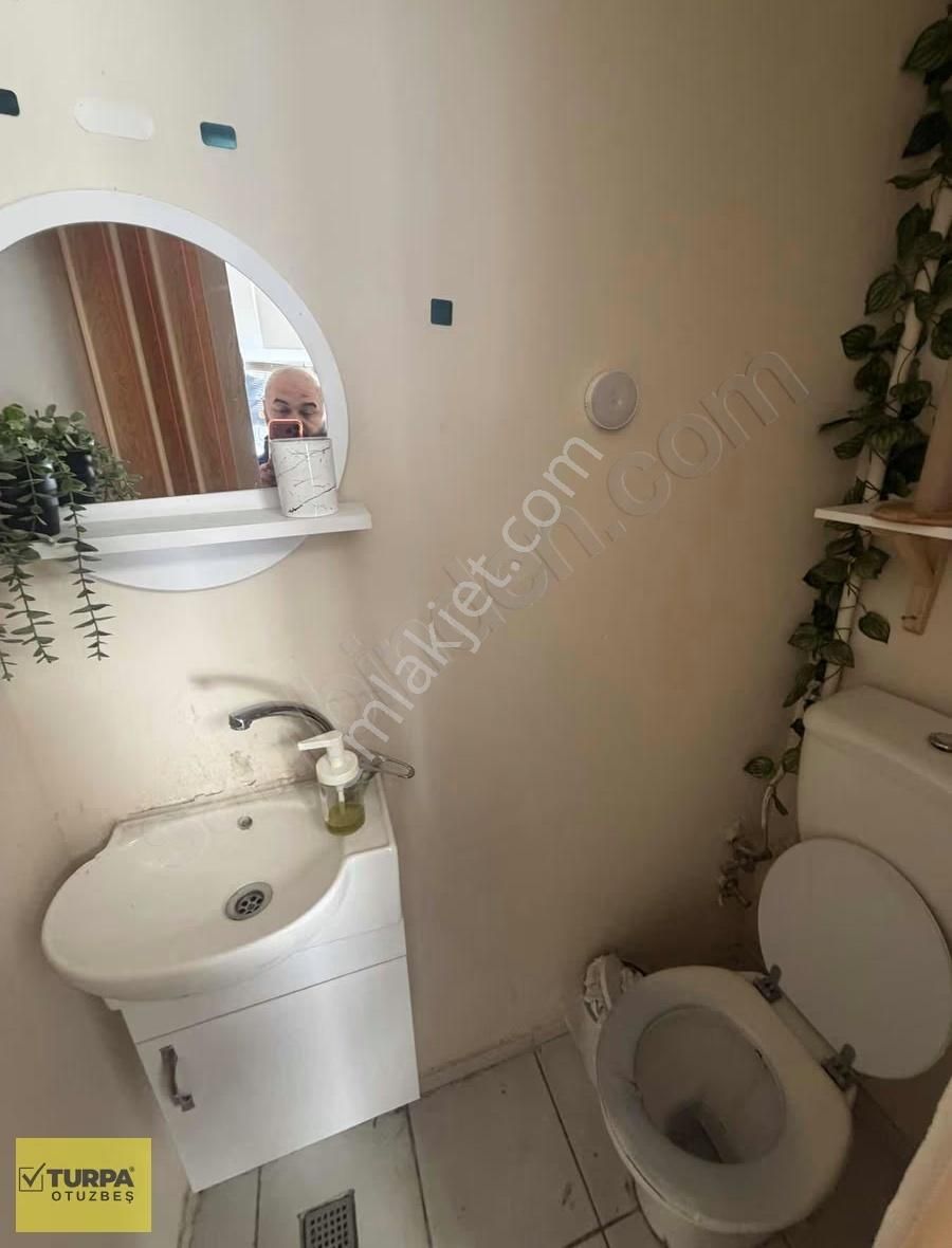 Turpa Otuzbeş'ten Mithatpaşa Caddesi Üzeri Bakımlı Dükkan - Görsel 11