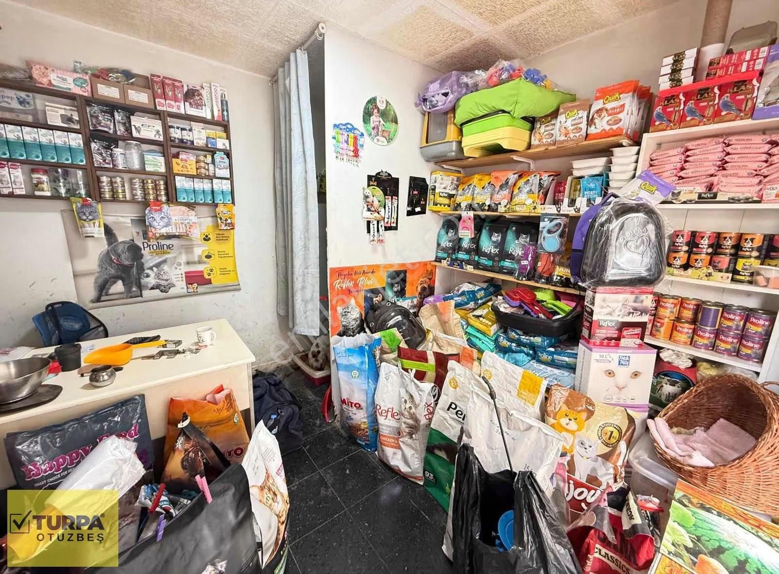 Turpa Otuzbeş'ten İnönü Caddesi Yakını Yatırımlık Dükkan - Görsel 2