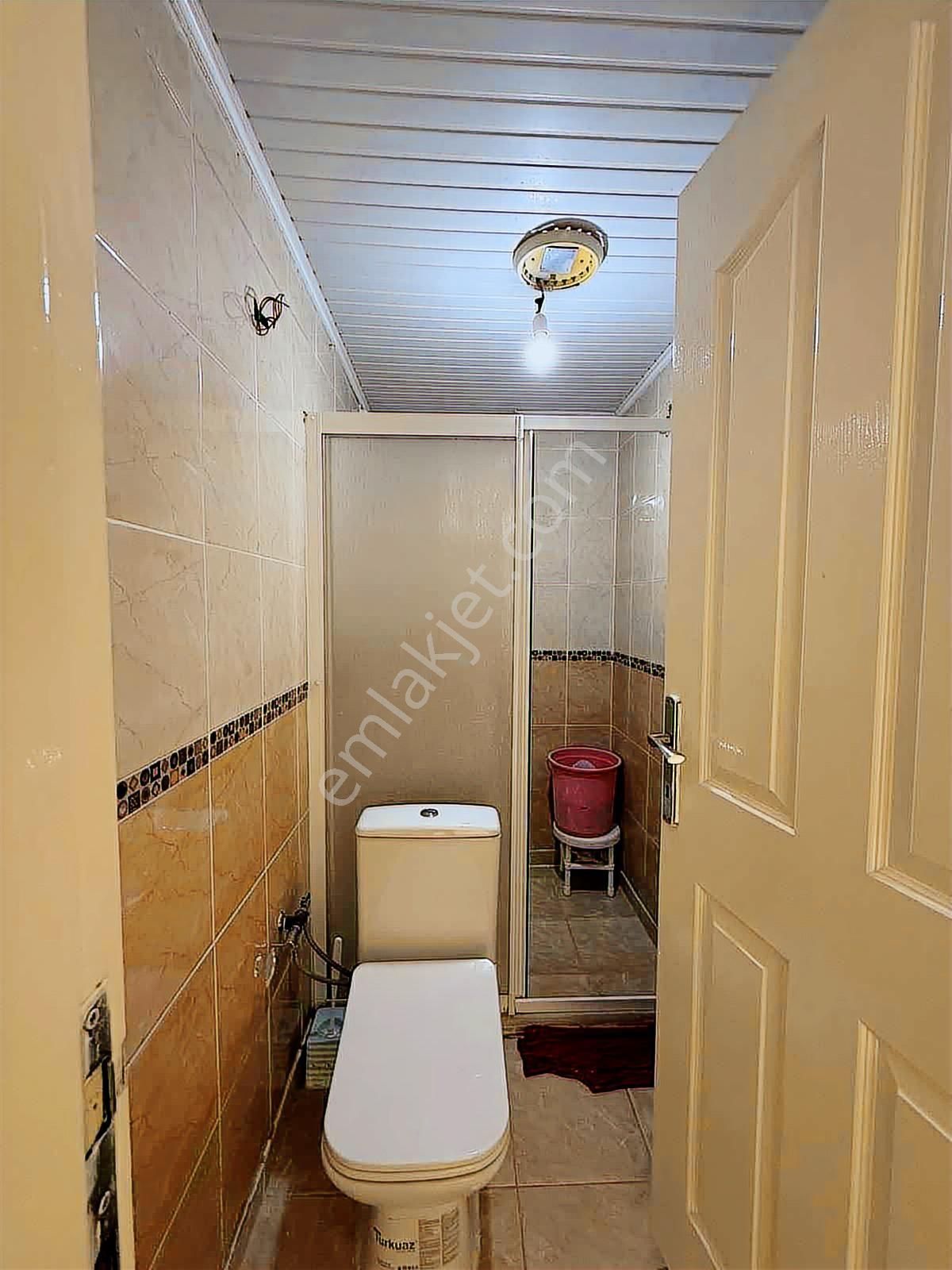 Uzaydan Yeditepede Satılık Geniş Bakımlı Daire - Görsel 2