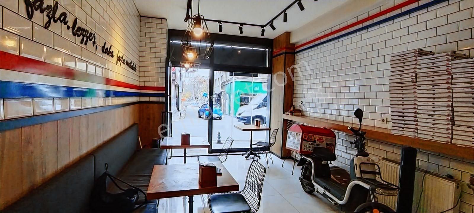 Kadıköy Kuşdili Caddesinde 8 Yıllık Faal Pizza Dükkanı - Görsel 21