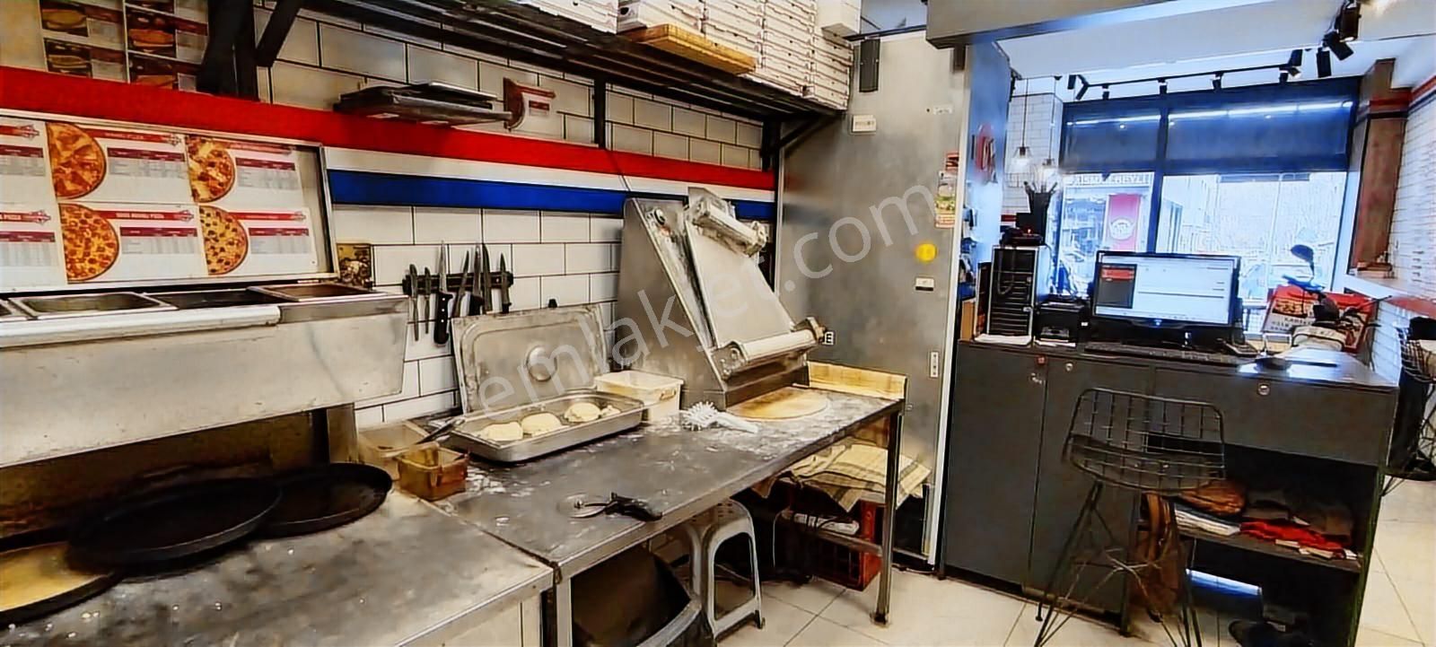 Kadıköy Kuşdili Caddesinde 8 Yıllık Faal Pizza Dükkanı - Görsel 35