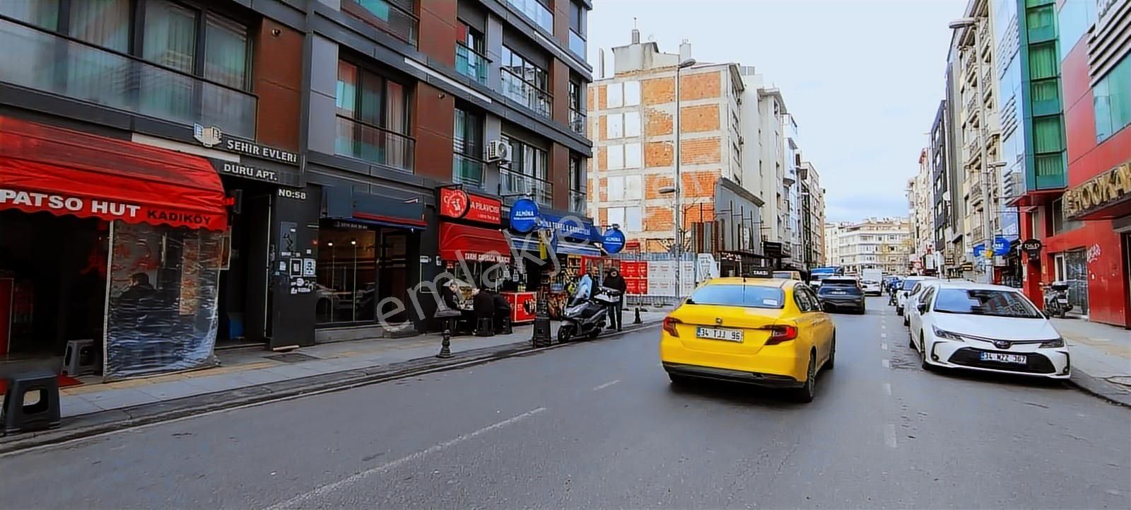 Kadıköy Kuşdili Caddesinde 8 Yıllık Faal Pizza Dükkanı - Görsel 18