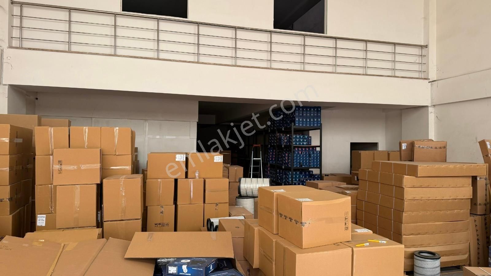 Uzağıçağı Caddesi Üzeri Satılık İş Yeri-1 - Görsel 16