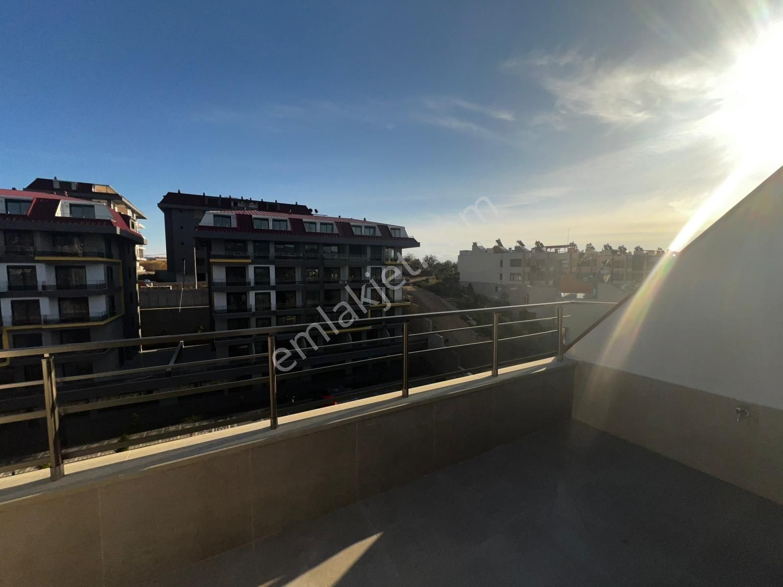 Kestelde Denize 300m Mesafede 2+1 Dublex Kullanışlı Sıfır Daire - Görsel 7