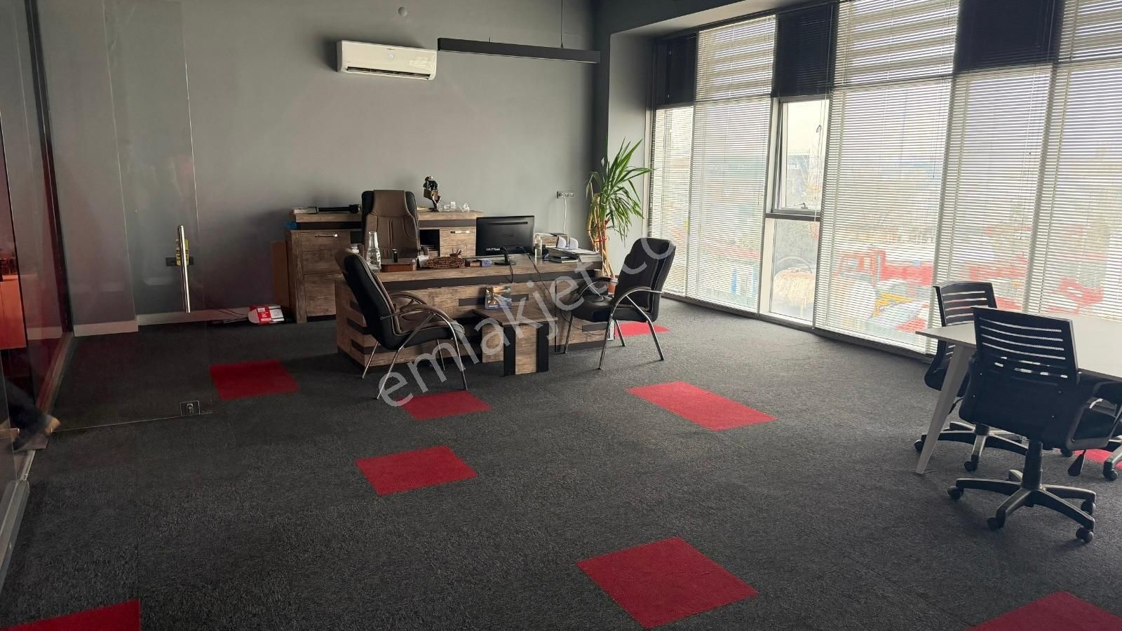 Uzağıçağı Caddesi Üzeri Satılık İş Yeri-2 - Görsel 10