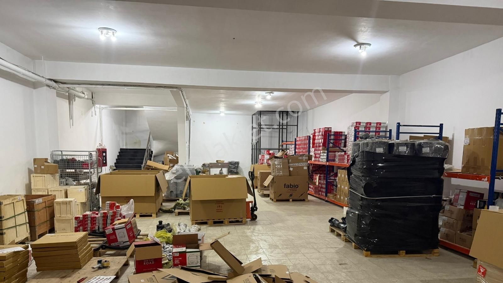 Uzağıçağı Caddesi Üzeri Satılık İş Yeri-2 - Görsel 8