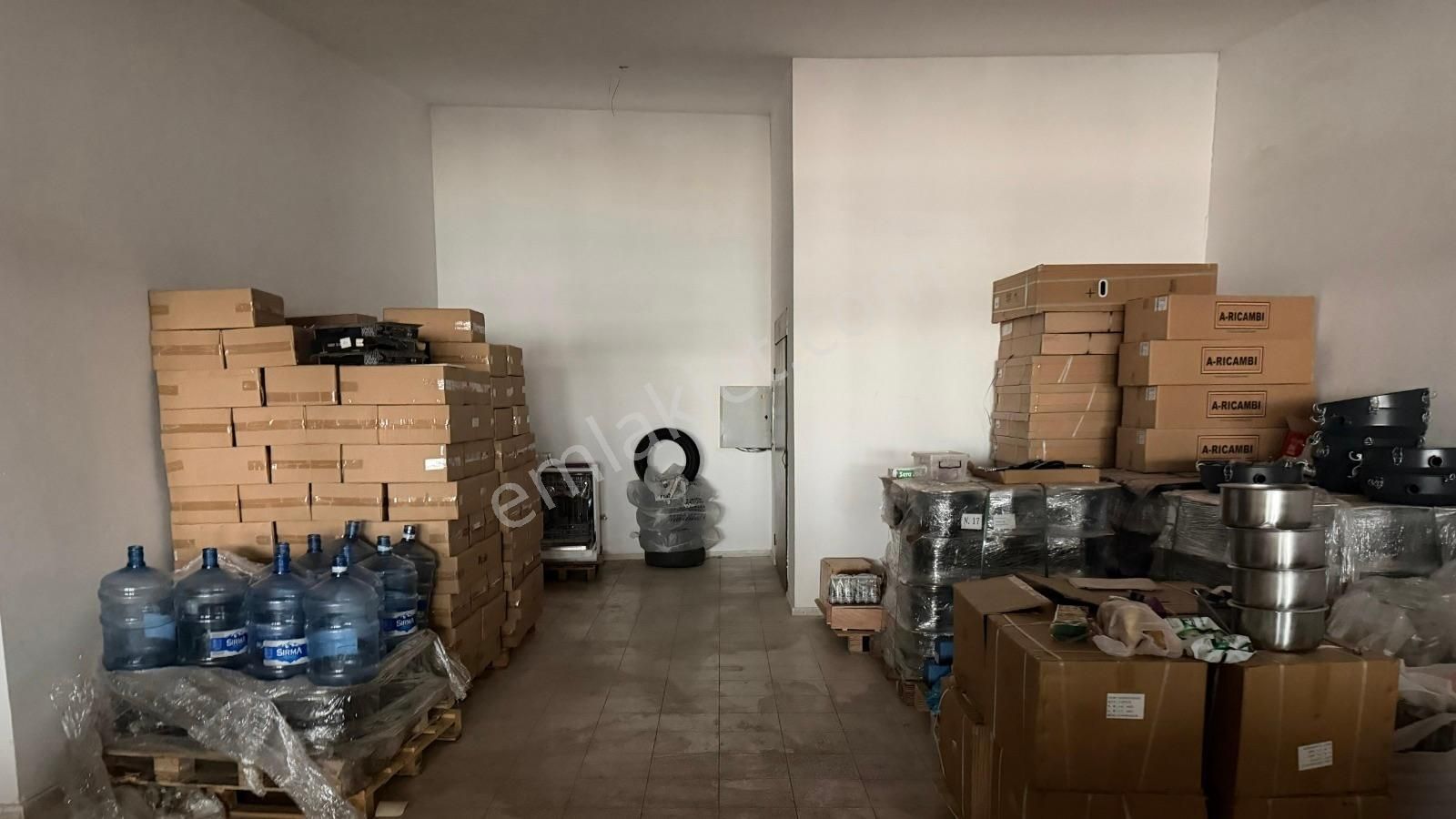 Uzağıçağı Caddesi Üzeri Satılık İş Yeri-2 - Görsel 7