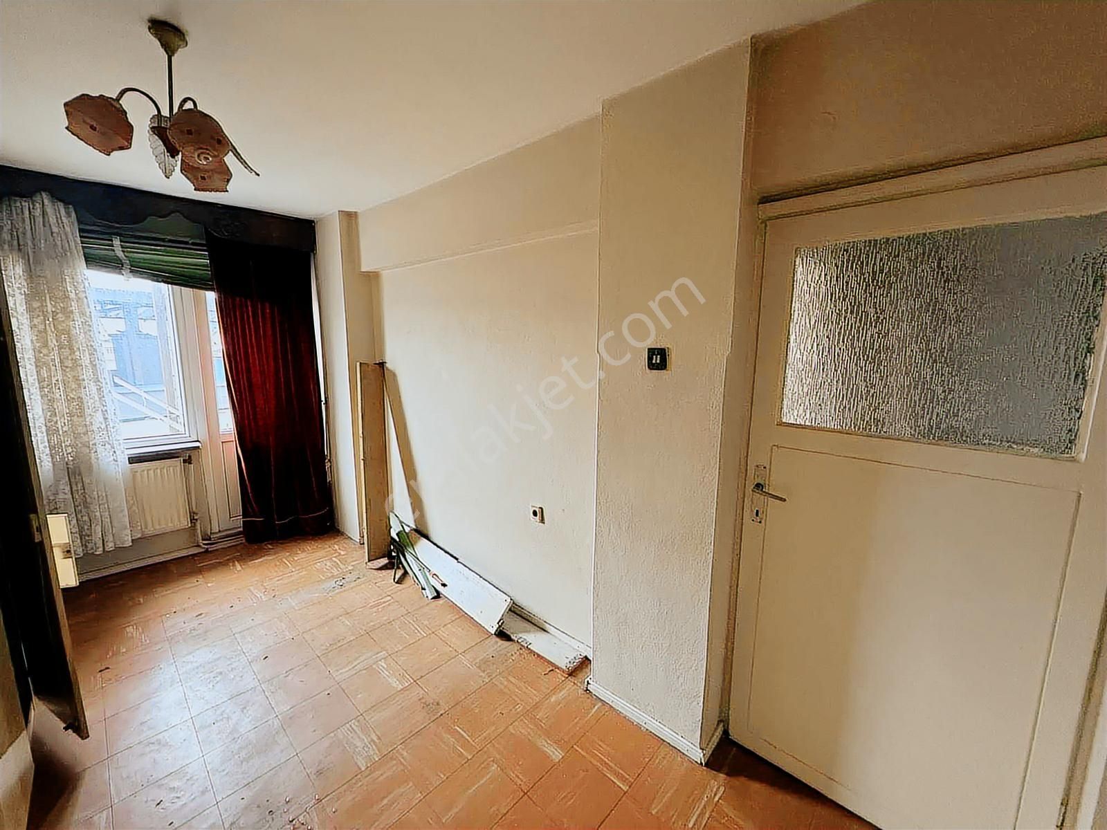 Yıldırım Mahalle'sinde Cadde Üzeri Arakat Satılık 3+1 Daire - Görsel 16