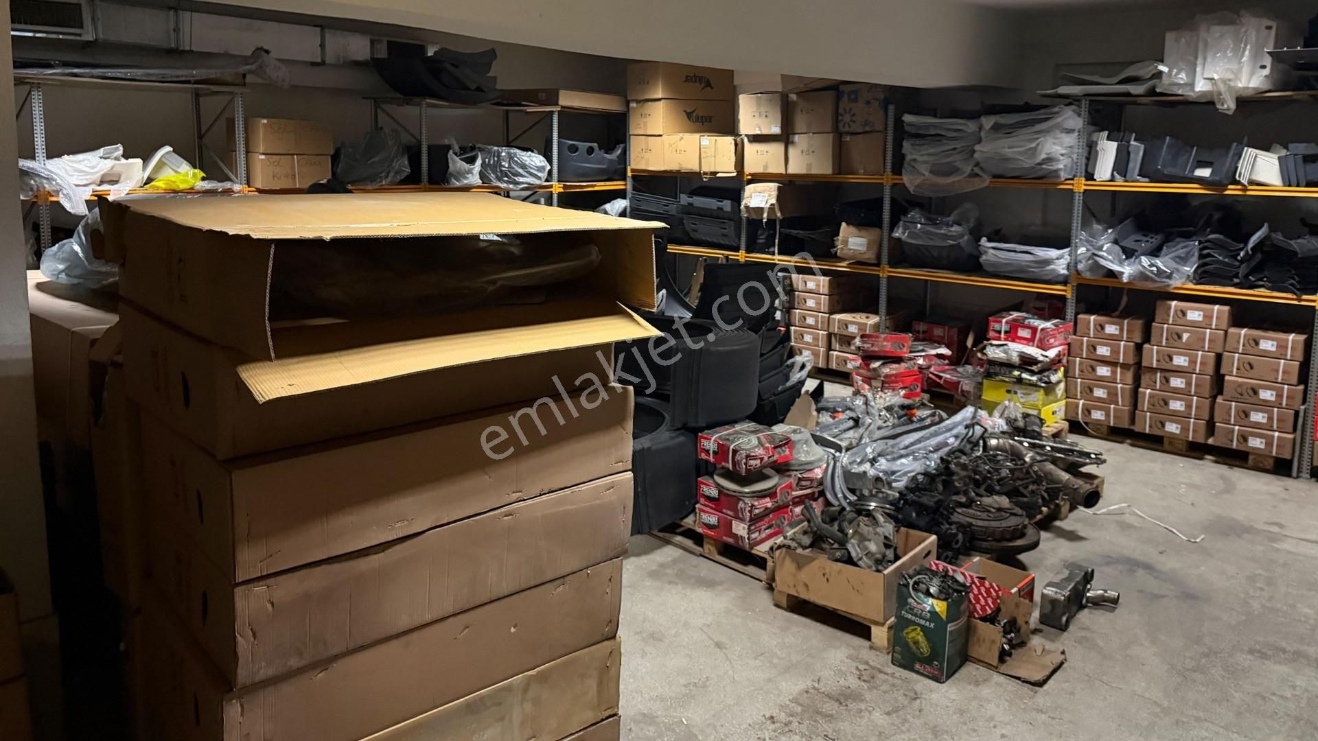 Uzağıçağı Caddesi Üzeri Satılık İş Yeri-3 - Görsel 3