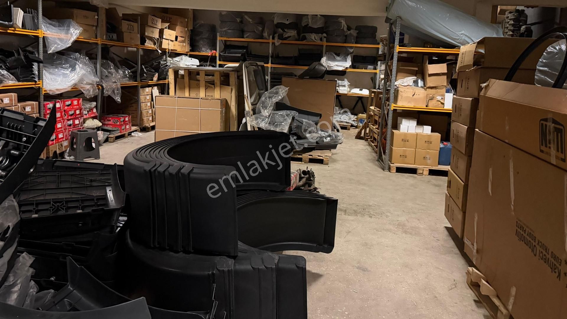 Uzağıçağı Caddesi Üzeri Satılık İş Yeri-3 - Görsel 5