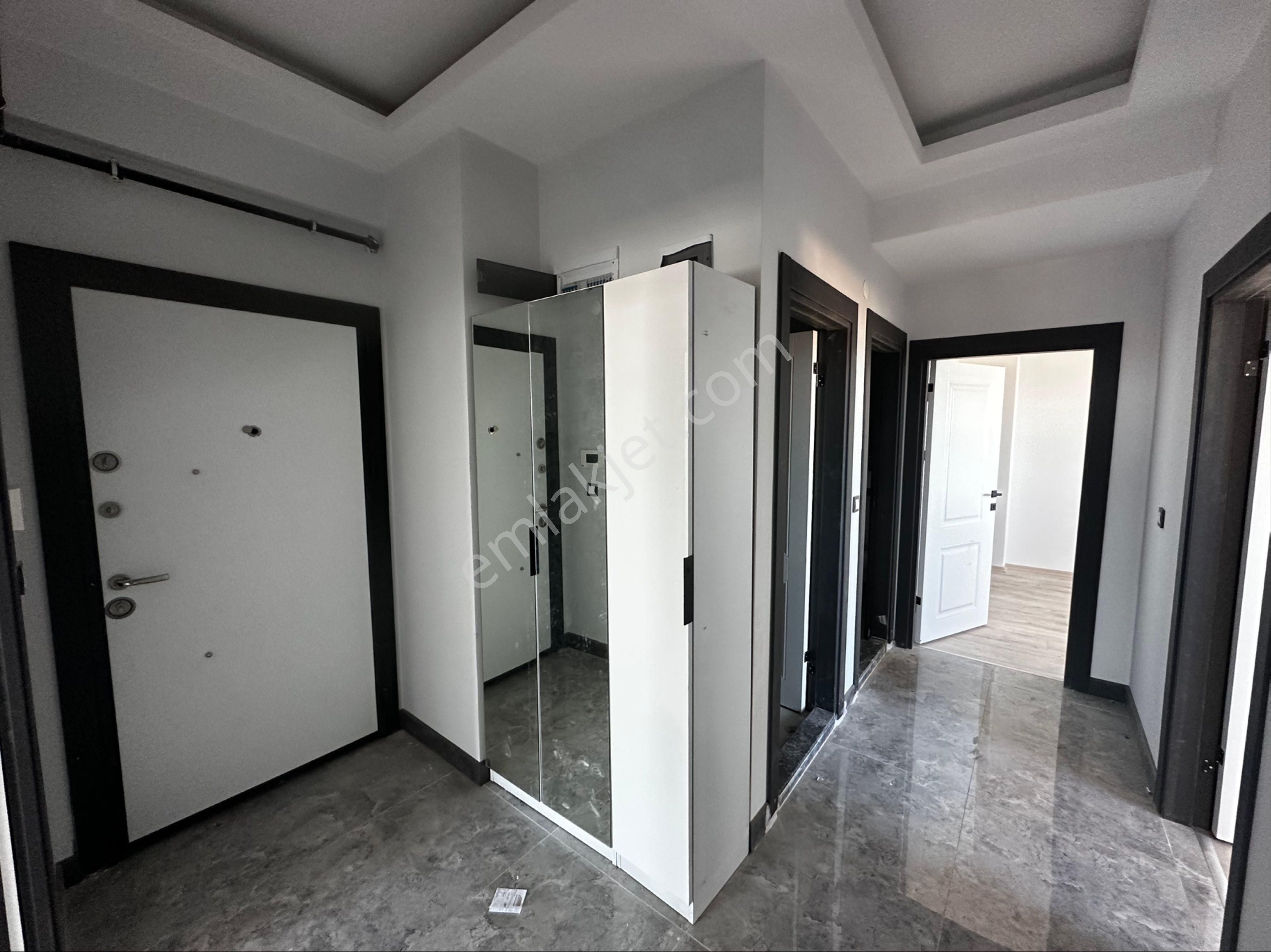 Muhteşem Deniz Manzaralı Ultra Lüks Satılık 2+1 Geniş Daire - Görsel 15