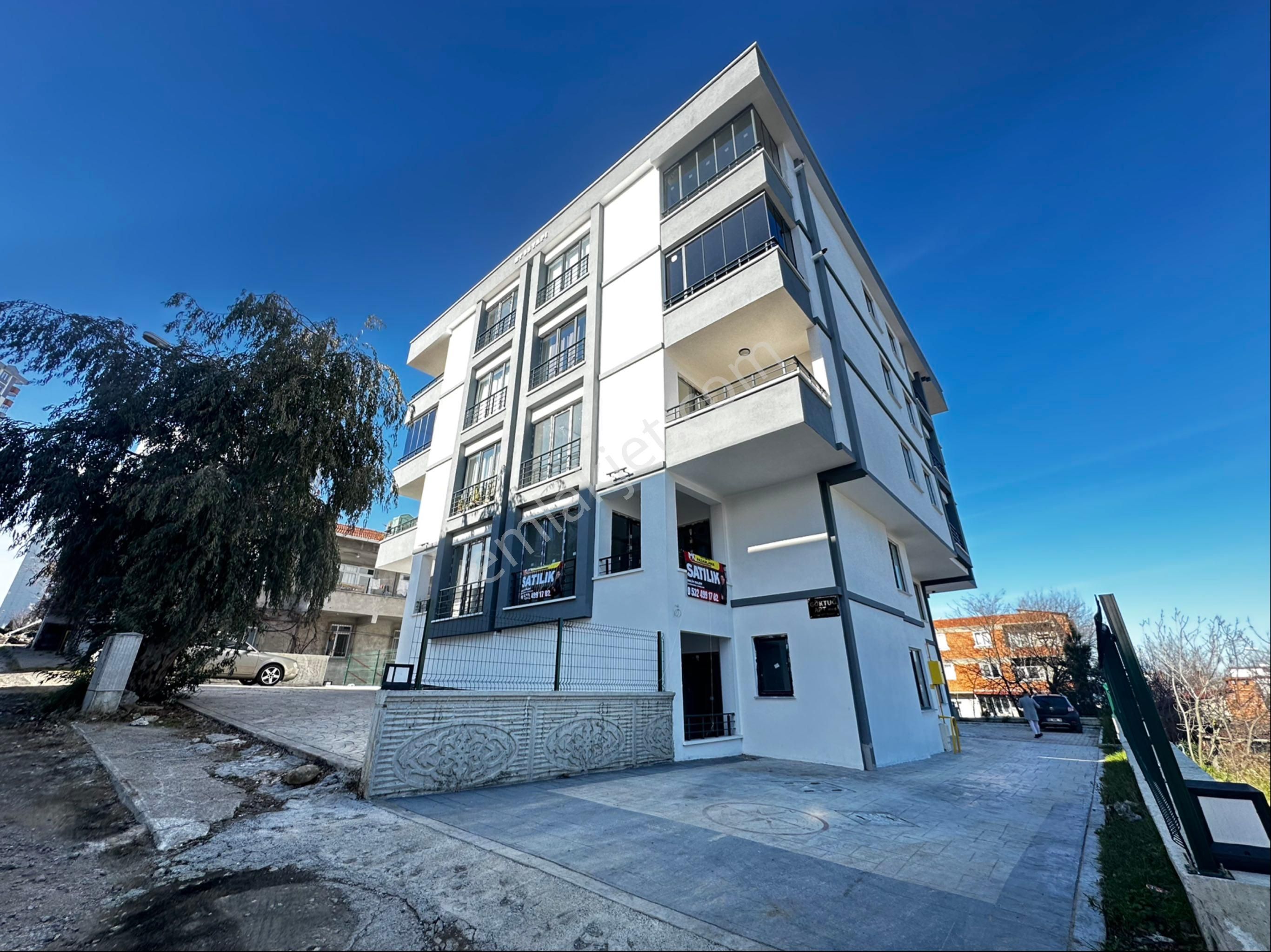 Muhteşem Deniz Manzaralı Ultra Lüks Satılık 2+1 Geniş Daire - Görsel 2