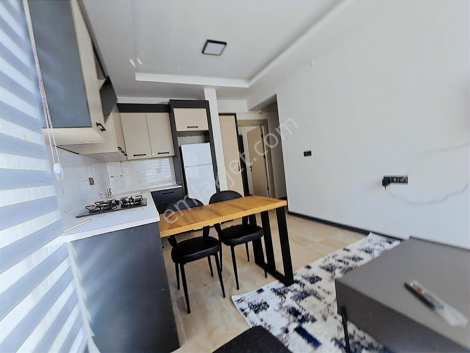 Sağlam Emlaktan Selçukluda Kiralık Eşyalı Sıfır 2+1daireler - Görsel 3