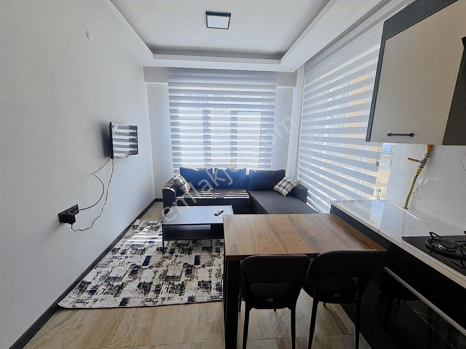 Sağlam Emlaktan Selçukluda Kiralık Eşyalı Sıfır 2+1daireler - Görsel 6