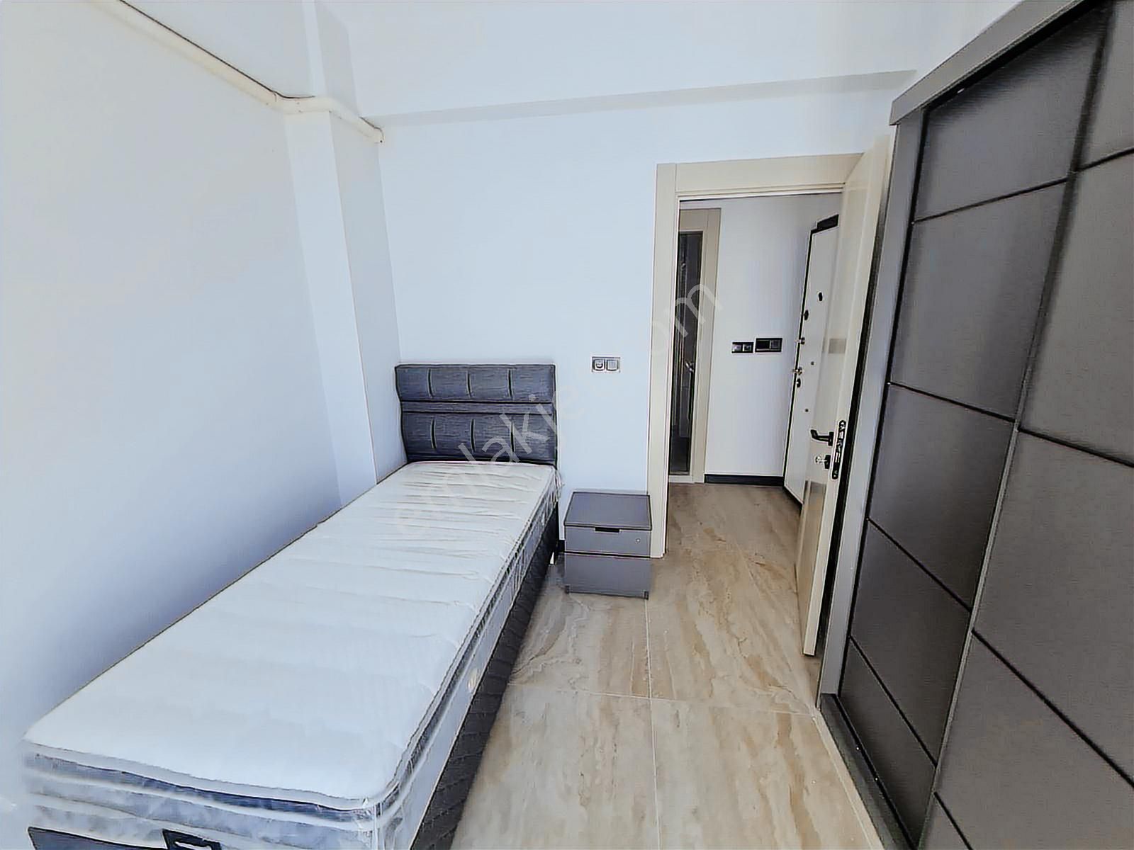 Sağlam Emlaktan Selçukluda Kiralık Eşyalı Sıfır 2+1daireler - Görsel 2