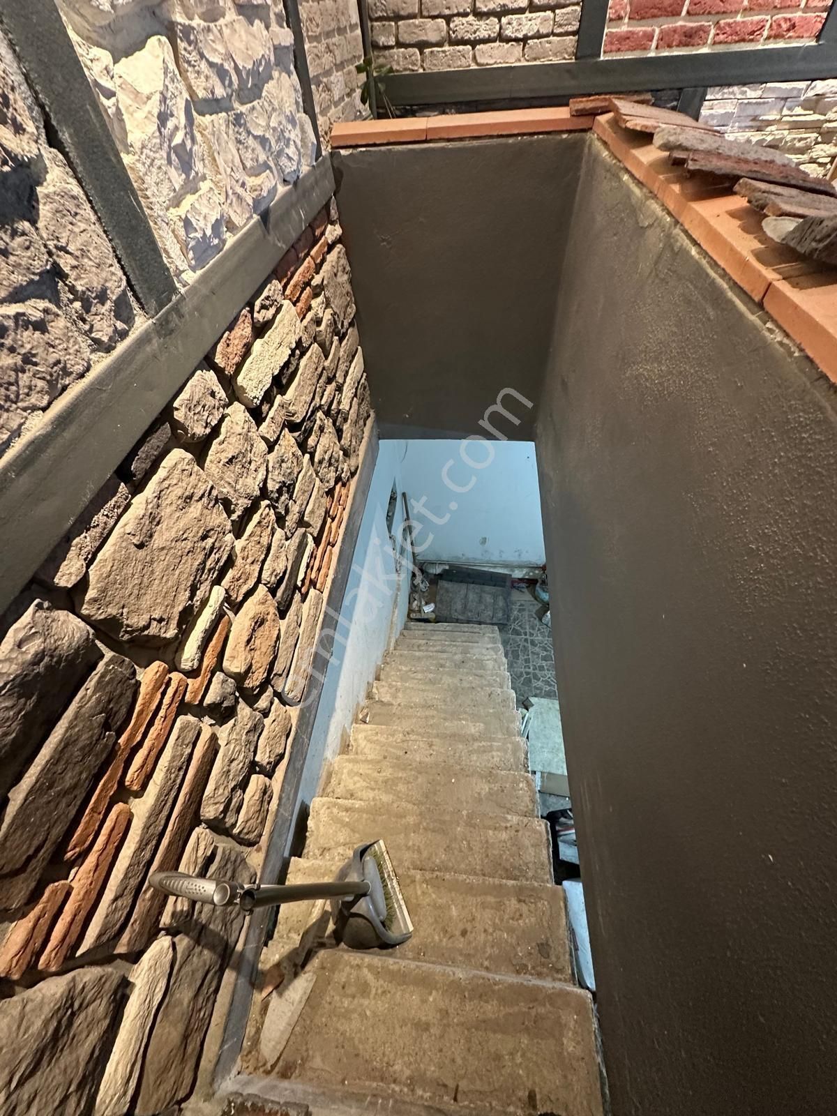 Ata Emlak'tan Ana Cadde Üzeri Hem Ofis Hem Depo Satılık Dükkan - Görsel 2