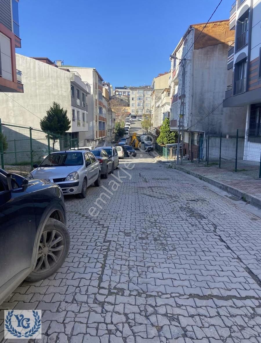 Güvercintepe'de 192 Metre Satılık Tek Tapu Arsa