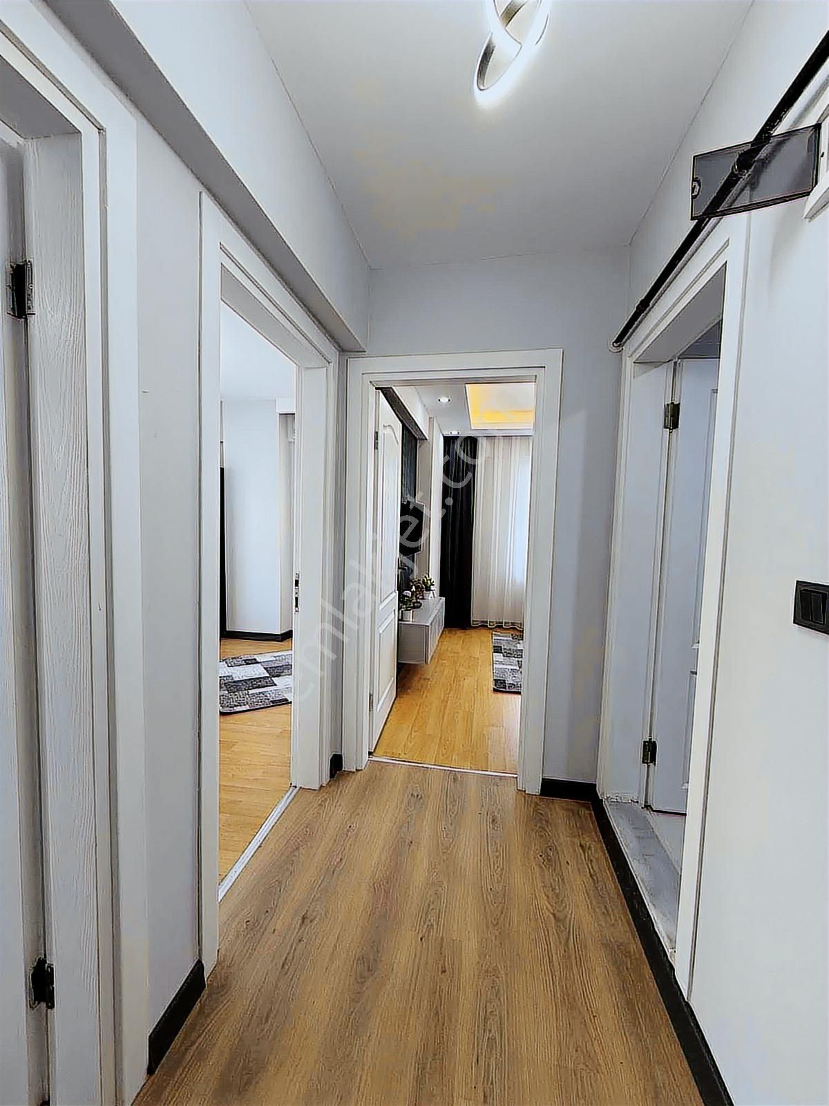 Megatown Gayrimenkul'den 2+1 Sıfır Eşyalı Lüks Satılık Daire - Görsel 13